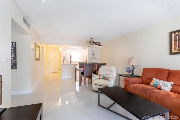 Le Cartier, 201 178th Dr #406, Sunny Isles Beach, Florida 33160, image 2