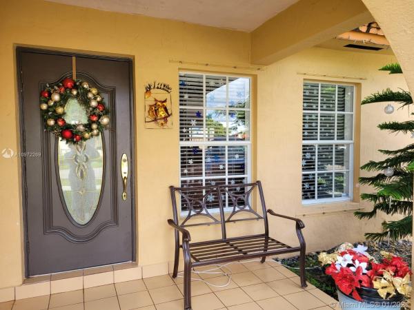 Mayte, 15122 SW 171st St, Richmond West, Florida 33187, image 2