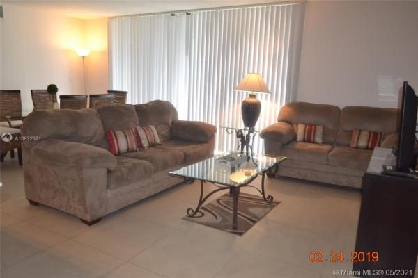 The Club At Brickell Bay, 1200 Brickell Bay Dr #2223, Miami, Florida 33131, image 2