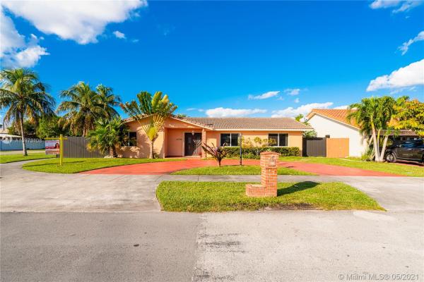 Golden Heights Estates, 12681 SW 38th Ter, Tamiami, Florida 33175, image 2