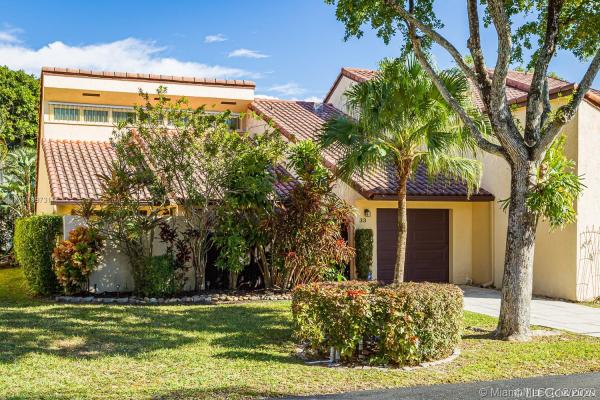 Tres Vidas One, 6850 NW 2nd Ave #33, Boca Raton, Florida 33487, image 2
