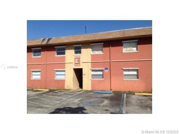 Courts At Oakland Park, Oakland Park, Florida 33334, image 1
