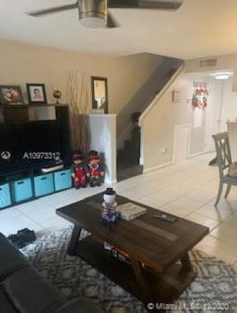 The Provinces Of Pierpointe At Pembroke Lakes, 11622 NW 11th St, Pembroke Pines, Florida 33026, image 2