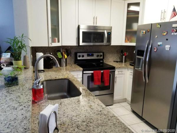 Crown Colony, 2921 Cambridge Ln, Cooper City, Florida 33026, image 2