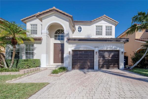 Crestview, 13995 SW 154th St, Richmond West, Florida 33177, image 2