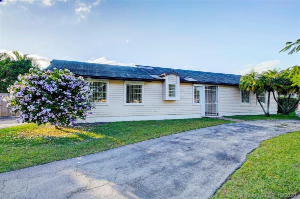 Kings Grant East, 15434 SW 147th Ave, Richmond West, Florida 33187, image 2