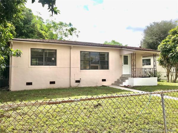 Judy Manors, 120 NE 169th Ter, North Miami Beach, Florida 33162, image 2