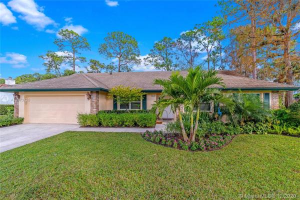Sugar Pond Manor, 614 Indigo Ave, Wellington, Florida 33414, image 2