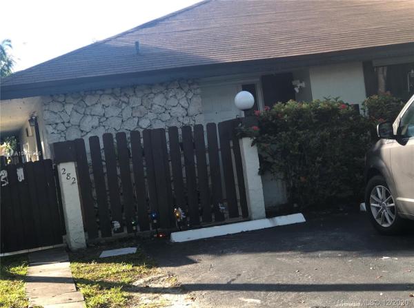Seldins Estates, 282 NE 200th Ter, Ives Estates, Florida 33179, image 2