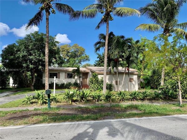 Highland Manor, 651 NE 177th St, North Miami Beach, Florida 33162, image 2