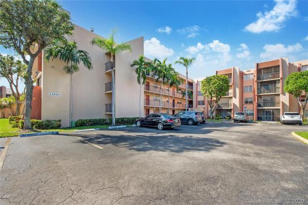 Ramblewood, 13701 Kendale Lakes Cir #B-316, Kendale Lakes, Florida 33183, image 2