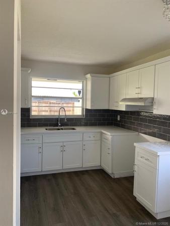 Meadow Wood Manor, 26544 SW 122nd Pl, Three Lakes, Florida 33032, image 2