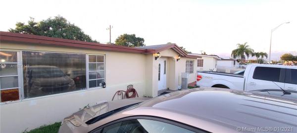 Westwood Lakes Residential, 4100 SW 107th Ave, Westwood Lakes, Florida 33165, image 2