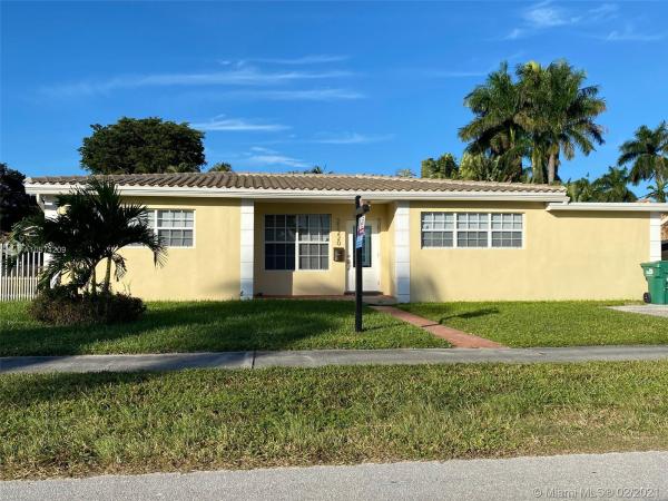Sunswept Isle, 21220 NE 24th Ct, Ojus, Florida 33180, image 2