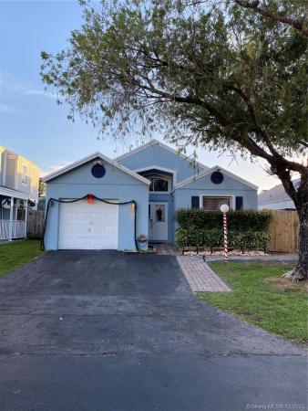 Catalina West, 10048 SW 222nd St, Cutler Bay, Florida 33190, image 2