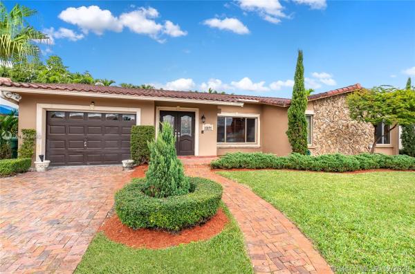 Tamiami Lakes, 13171 SW 20th St, Tamiami, Florida 33175, image 2