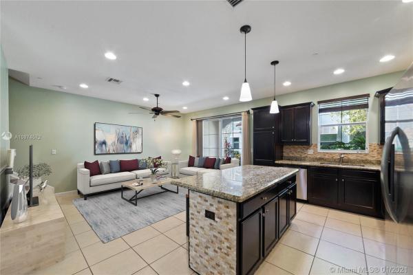 Cascada Isle, 2952 St Thomas Dr, Cooper City, Florida 33024, image 2