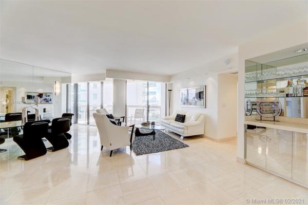 The Landmark, 20185 E Country Club Dr #2202, Aventura, Florida 33180, image 2
