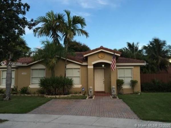 Mangus, 24623 SW 112th Pl, Princeton, Florida 33032, image 2