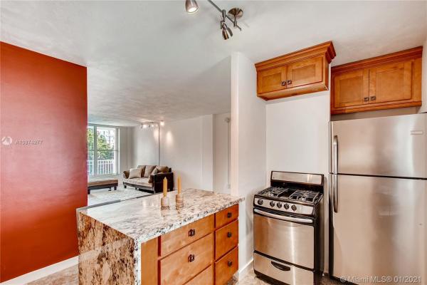 Lincoln Towers, 1300 Lincoln Rd #D304, Miami Beach, Florida 33139, image 2