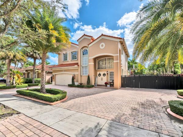 Francesca, 7792 NW 167th Ter, Miami Lakes, Florida 33016, image 1