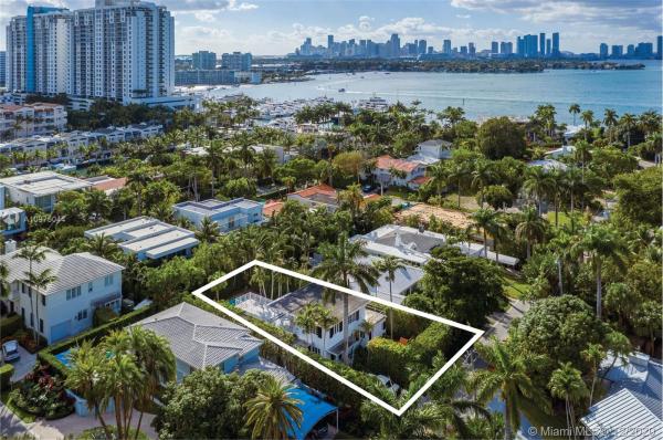 Sunset Islands, 1510 W 22nd St, Miami Beach, Florida 33140, image 2