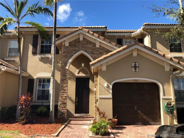 Catalina Isles, 920 SW 153rd Ct #920, Palmetto Estates, Florida 33194, image 2