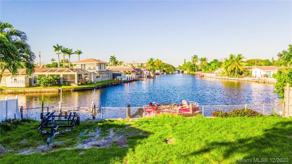 Sunset Isles, 2811 Mckinley St, Hollywood, Florida 33020, image 2