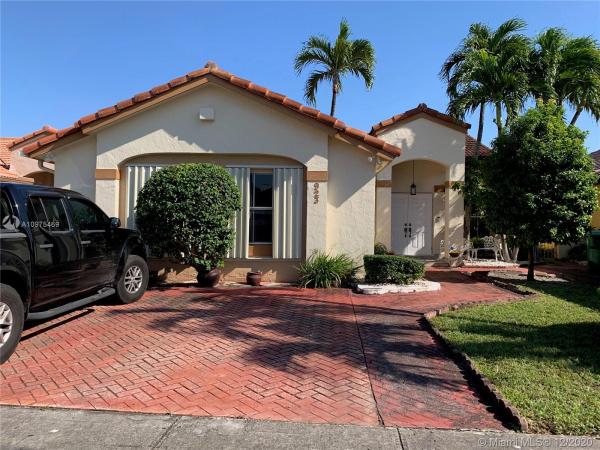 Venezia Homes Estates, 923 NW 133rd Ct, Tamiami, Florida 33182, image 2