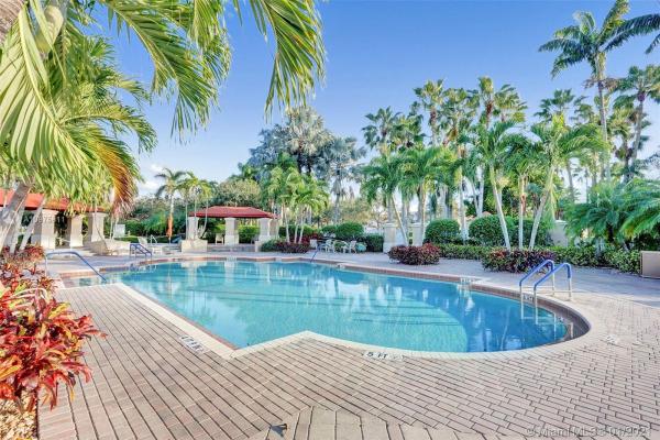 Regal Shores North At Coral Lakes, 5810 Crystal Shores Dr #408, Boynton Beach, Florida 33437, image 2