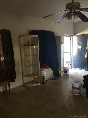 Lauraville Gardens, 3100 NW 43rd St, Brownsville, Florida 33142, image 2