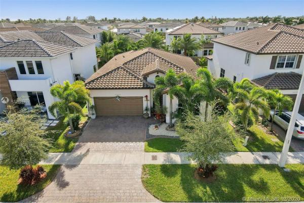Venetian Parc, 15090 SW 176th St, Richmond West, Florida 33187, image 2