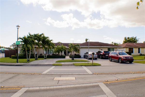 Winston Park, 13500 SW 79th St, Kendale Lakes, Florida 33183, image 2