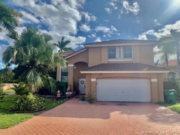 Shoma Homes, 16358 SW 95th St, The Hammocks, Florida 33196, image 2