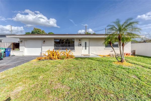 Miramar Tropical, 2707 Oleander Dr, Miramar, Florida 33023, image 2