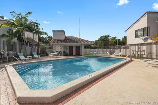 La Arboleda 2, 830 NW 106th Ave #3B7-1, Fountainebleau, Florida 33172, image 1