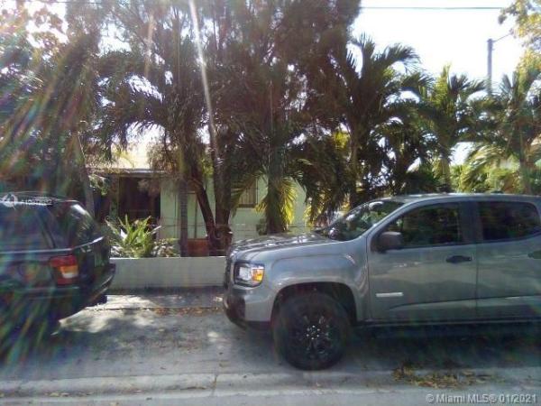 590 SW 9th St, Miami, Florida 33130, image 2