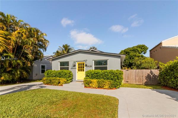 Coral Villas, 6439 SW 34th St, Coral Terrace, Florida 33155, image 2