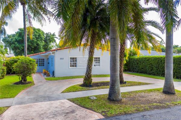 Gulfstream Estates, 900 NE 4th St, Hallandale Beach, Florida 33009, image 2