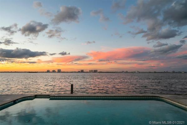 Normandy Golf Course, 945 N Shore Dr, Miami Beach, Florida 33141, image 2