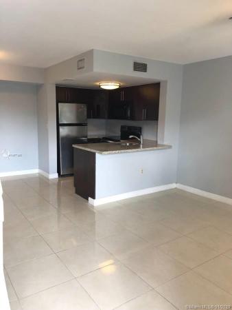 Coral Pointe Townhomes, 650 NW 86th Pl #3-210, Fountainebleau, Florida 33126, image 2