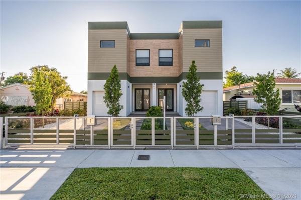 Silver Bluff Gardens, 2770-2772 SW 34th Ave, Miami, Florida 33133, image 2
