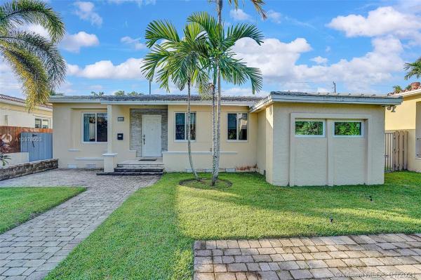 Isle Of Normandy Ocean Side & Trouville, 1440 Marseille Dr, Miami Beach, Florida 33141, image 2
