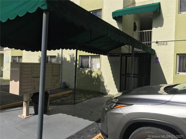 2565 W 56th St #101, Hialeah, Florida 33016, image 1