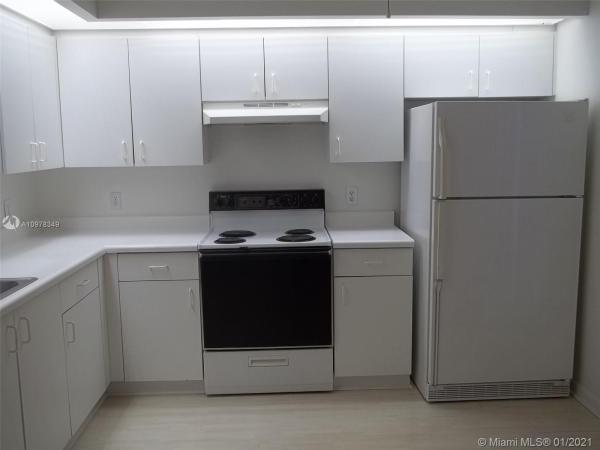 Plymouth At Century Village, 13700 SW 11th St #206A, Pembroke Pines, Florida 33027, image 1