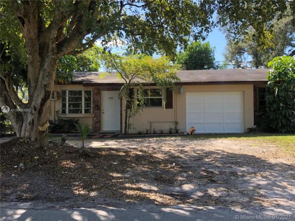 1396 NE 117th St, Unincorporated Dade County, Florida 33161, image 2