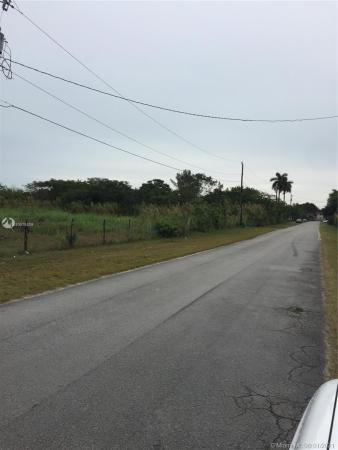 Naranja Terrace, 14281 Henderson St, Naranja, Florida 33032, image 2