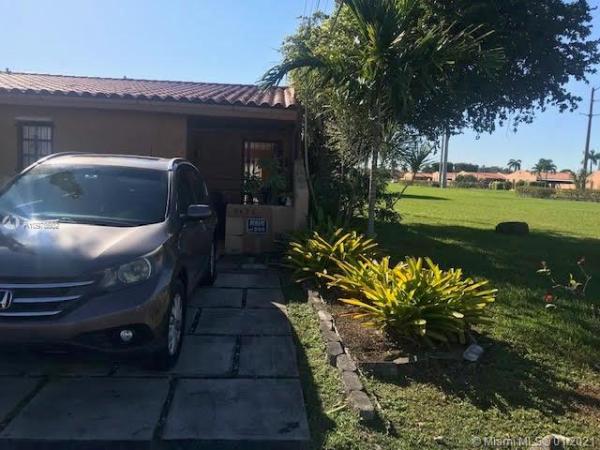 Villas Of Madeira, 9428 SW 4th Ln #9428, Fountainebleau, Florida 33174, image 2