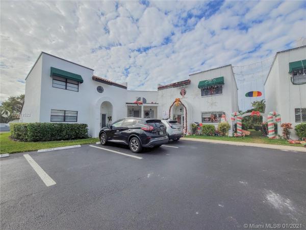 Deer Pointe, 461 NW 36th Ave, Deerfield Beach, Florida 33442, image 2