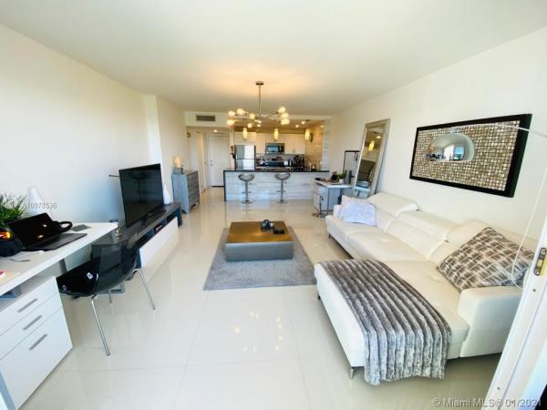 Arlen House East, 100 Bayview Dr #820, Sunny Isles Beach, Florida 33160, image 2